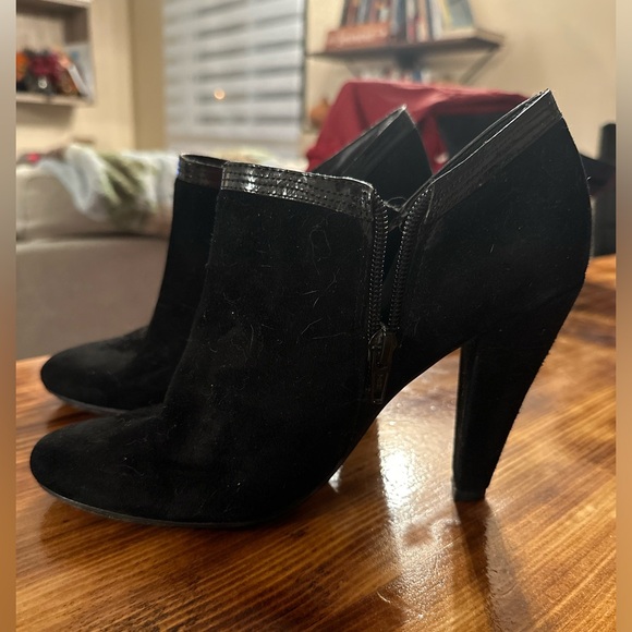 Ankle boots - Picture 1 of 2